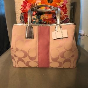 NWT LARGE coach bag. Priced to sell!